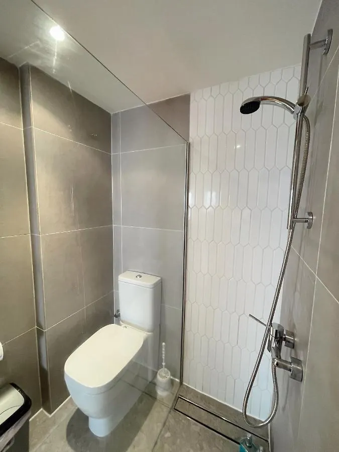 Lovely 1-Bedroom Conto In The Heart Of Finikoudes 0*, לרנקה